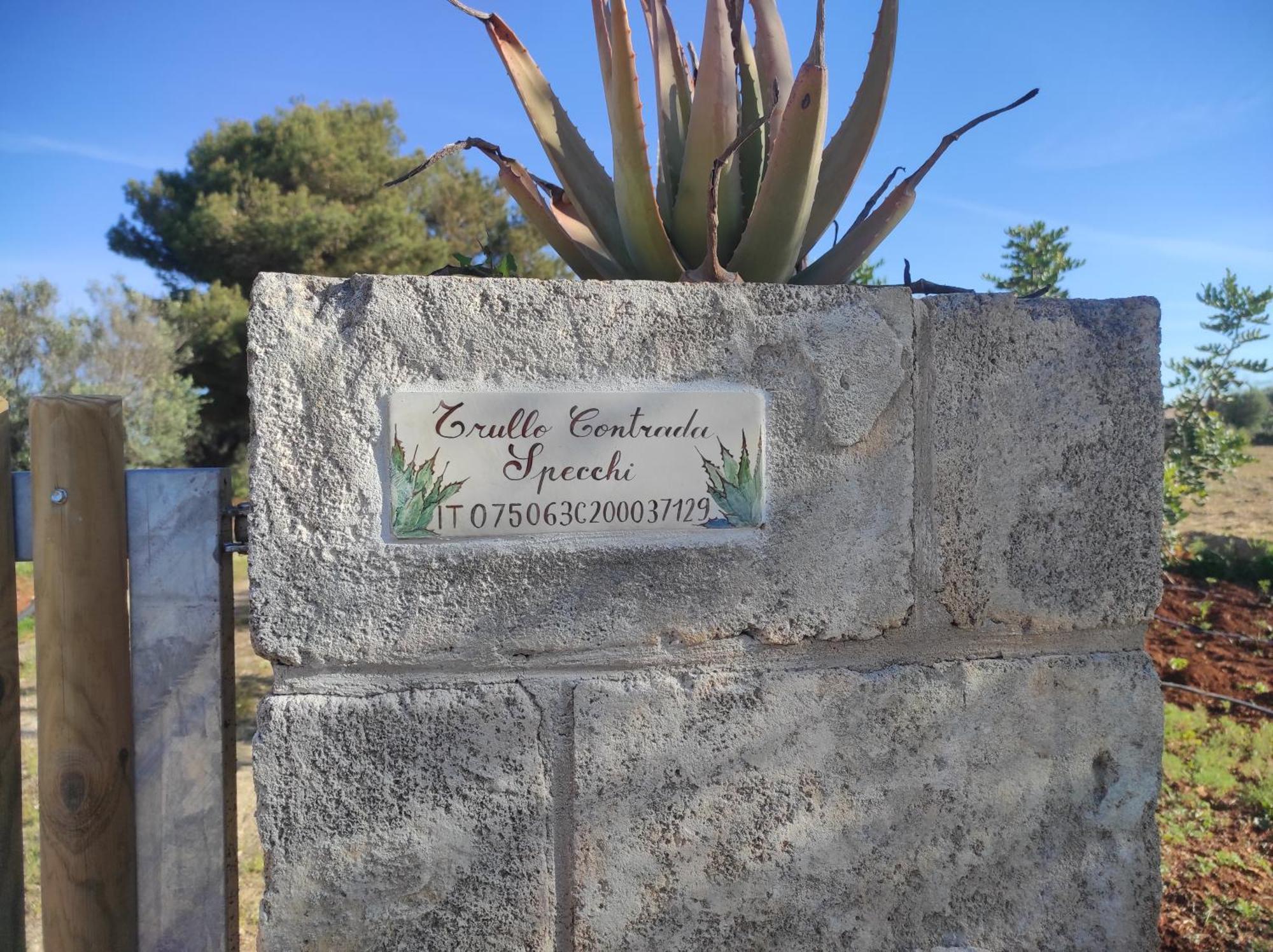 Appartamento Trullo Contrada Specchi Racale Esterno foto